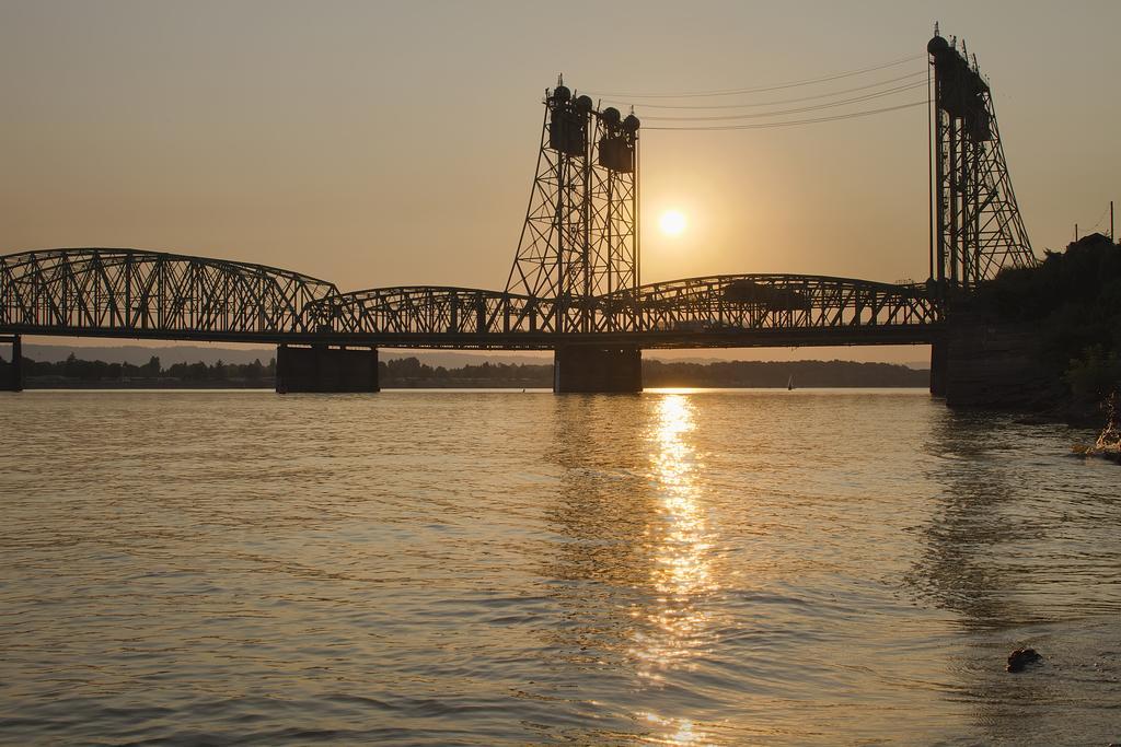 Holiday Inn Portland - Columbia Riverfront By Ihg Exterior foto